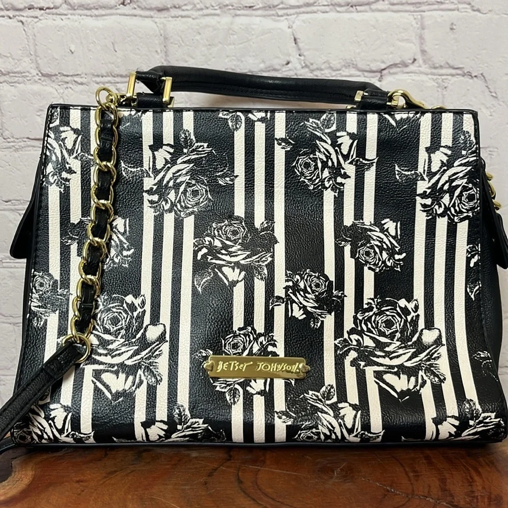 Betsey Johnson Black and Pink Bow Bag - Picture 6 of 15